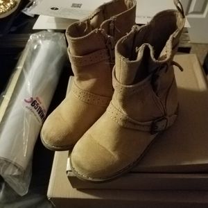 Lil girls boots